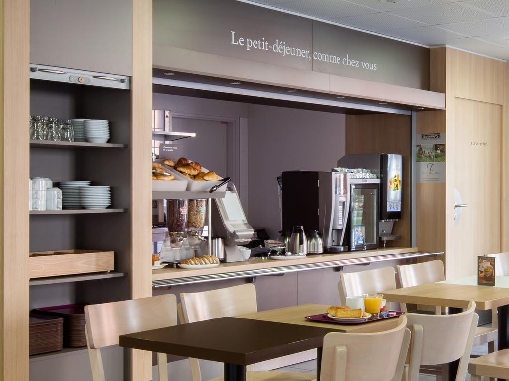 B&B Hotel Orly Chevilly Marche International Exteriör bild