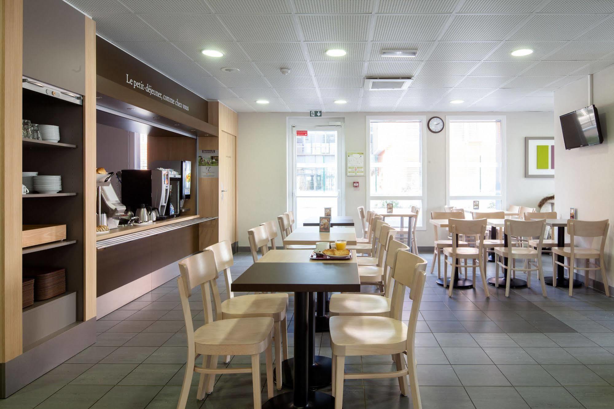 B&B Hotel Orly Chevilly Marche International Exteriör bild